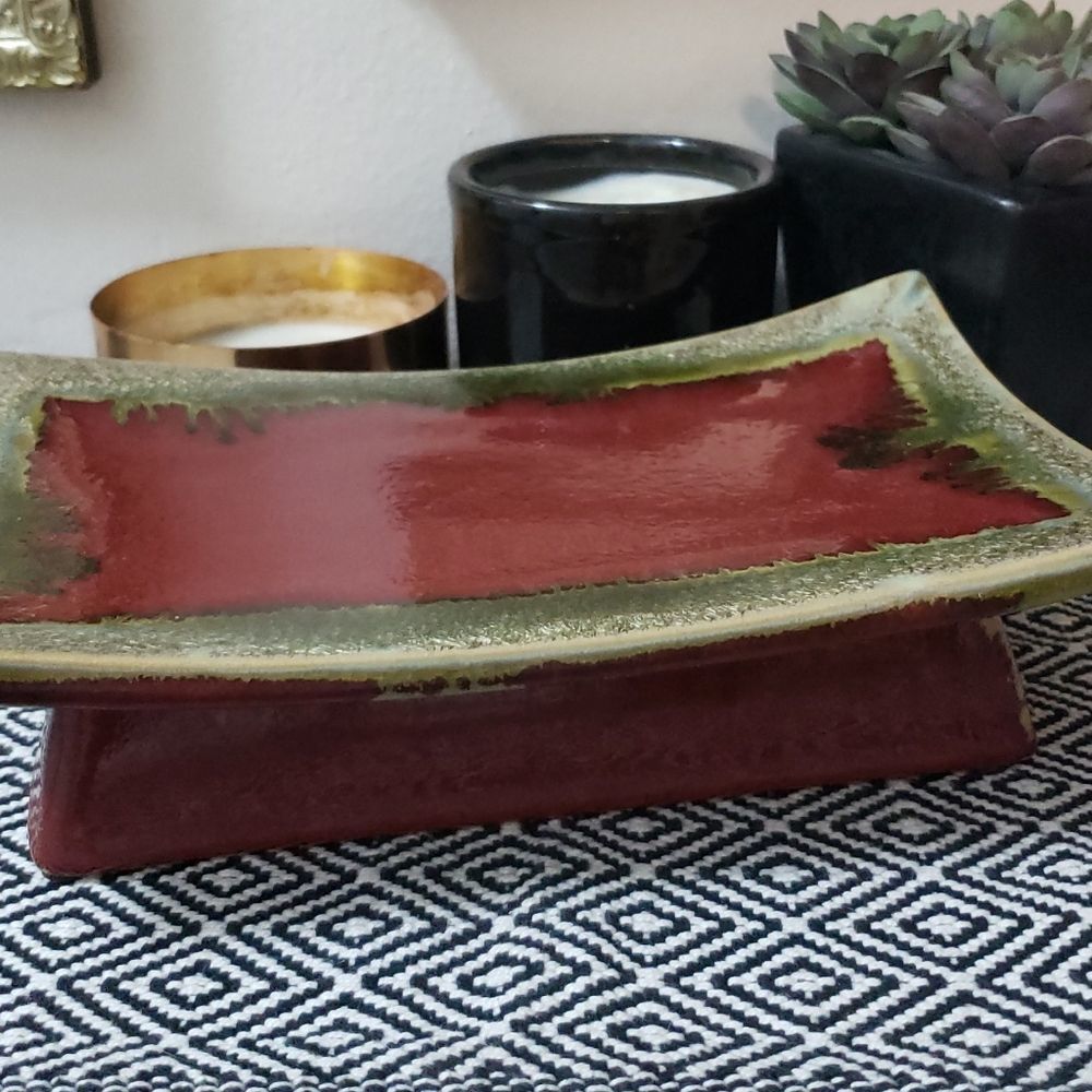 Red distressed Pillar Candle Tray - Picture 9 of 13